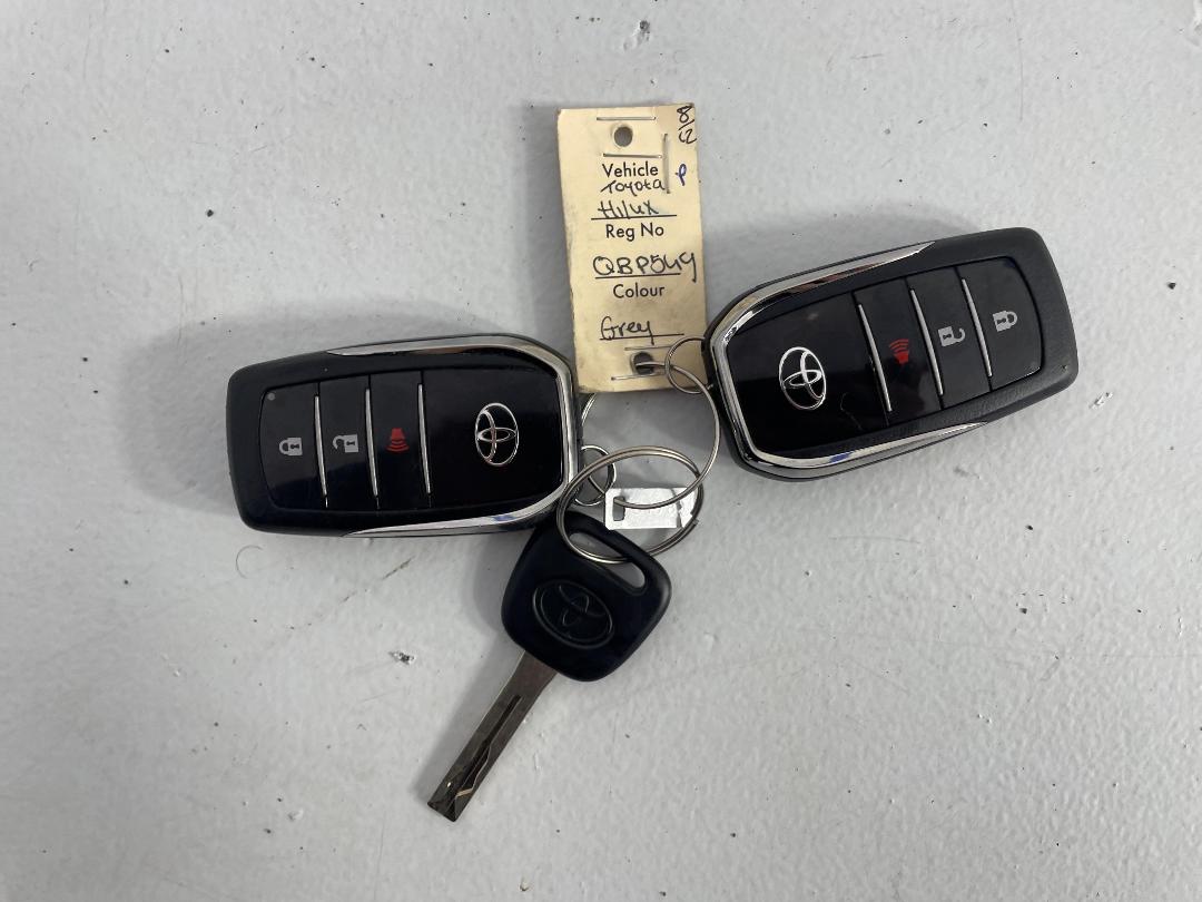 Photo '22' of Toyota Hilux