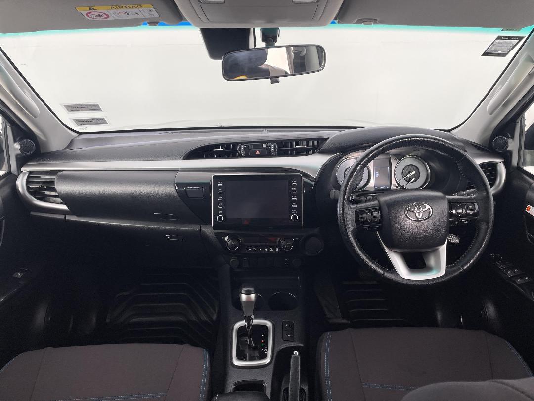 Photo '17' of Toyota Hilux