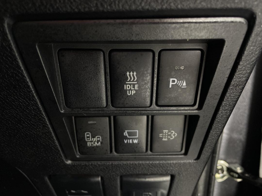 Photo '23' of Toyota Hilux