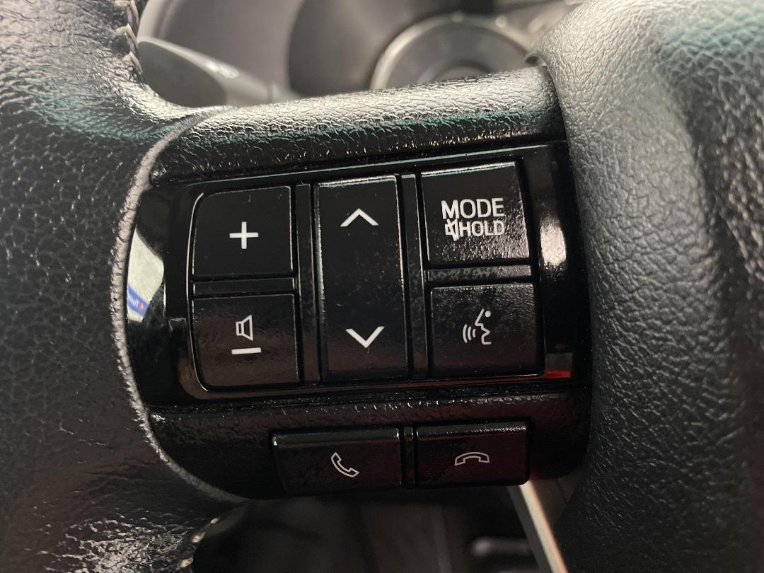 Photo '27' of Toyota Hilux