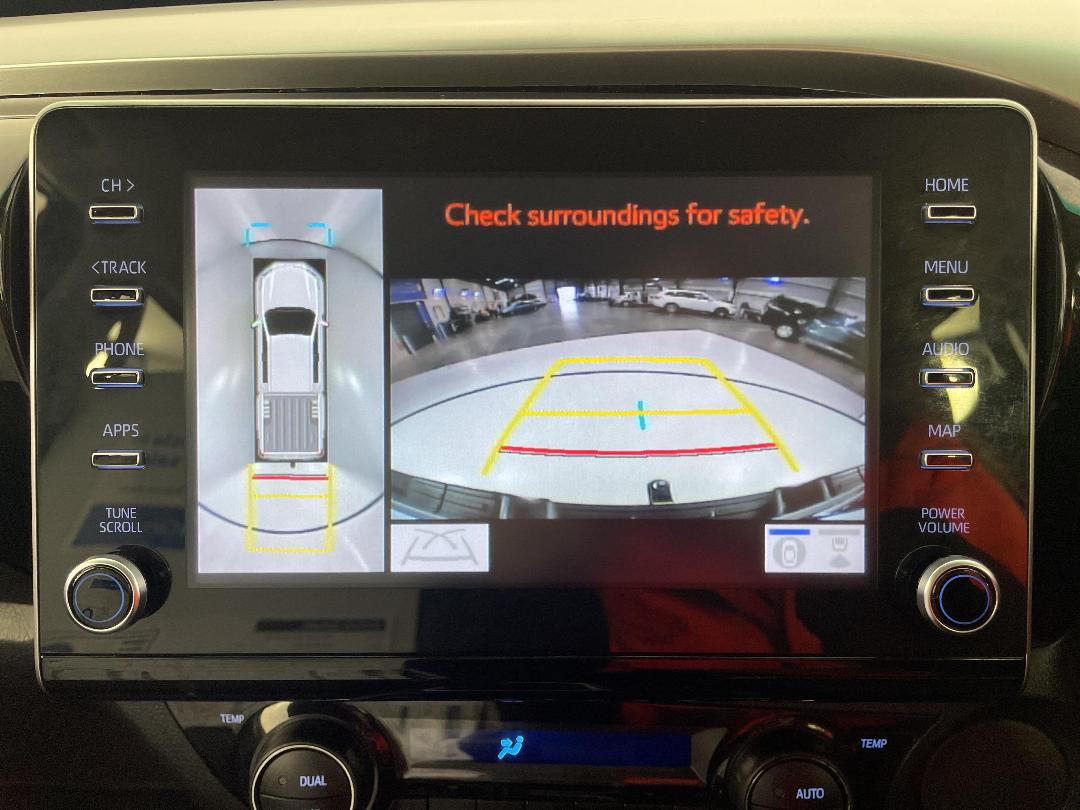 Photo '30' of Toyota Hilux