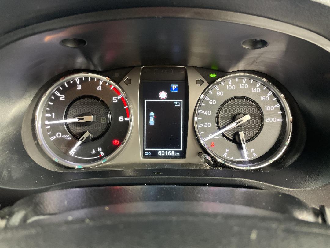 Photo '21' of Toyota Hilux