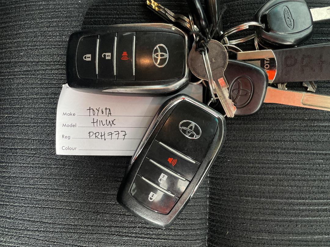 Photo '22' of Toyota Hilux