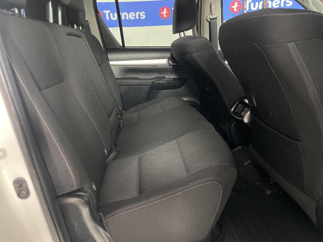 Photo '20' of Toyota Hilux