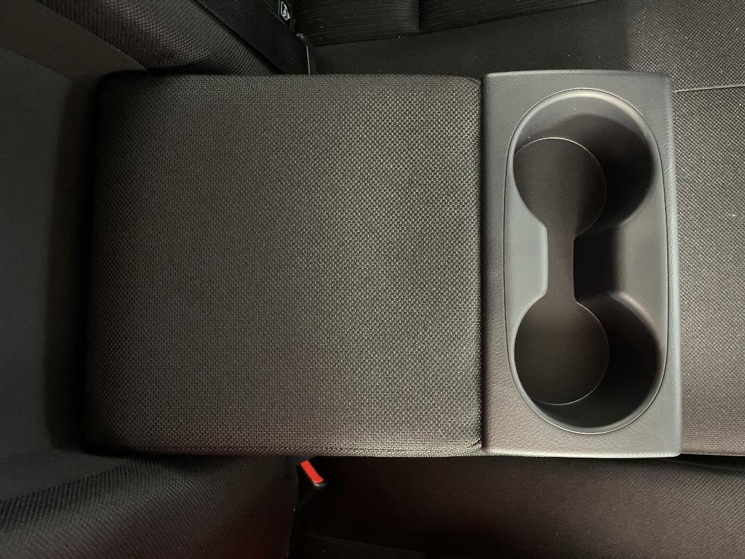 Photo '24' of Toyota Hilux