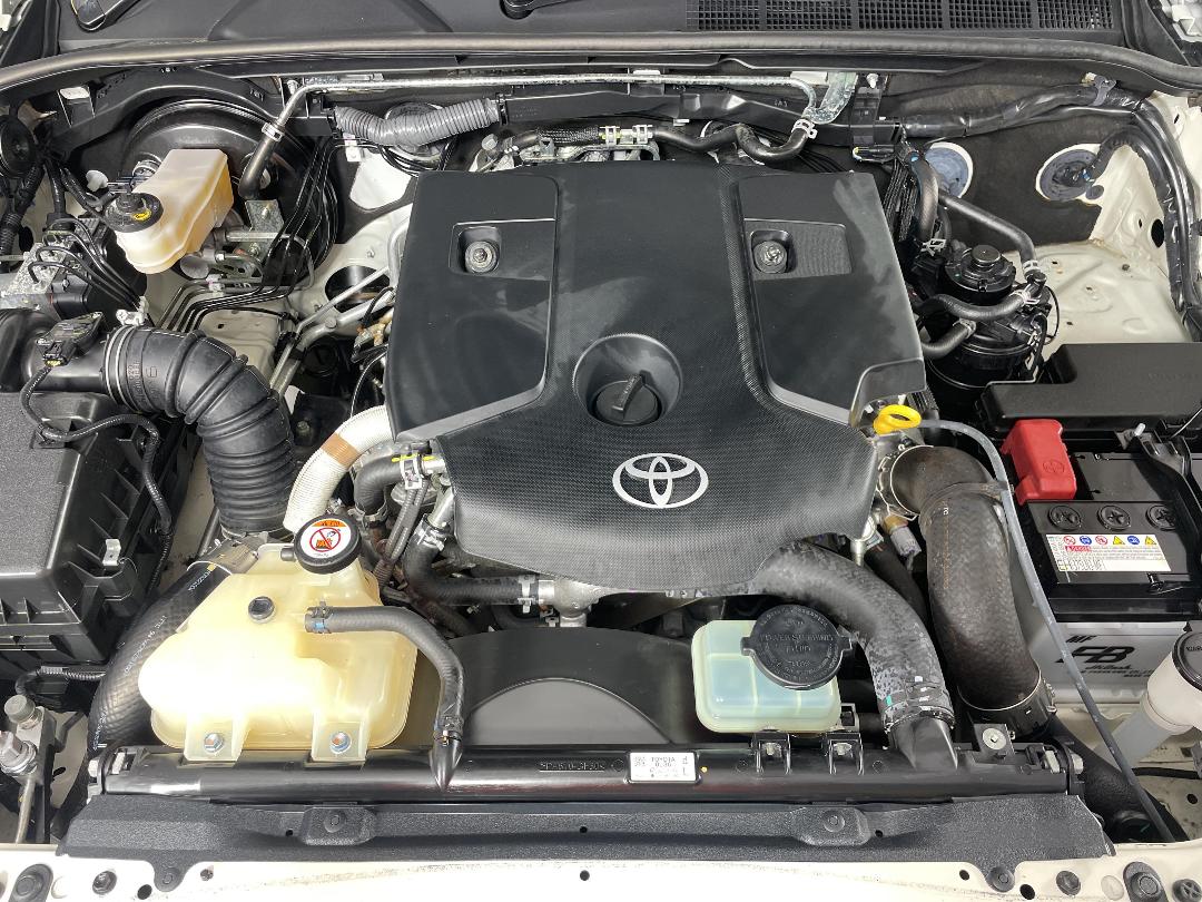 Photo '13' of Toyota Hilux