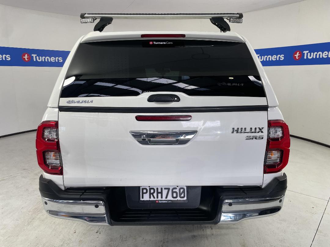 Photo '6' of Toyota Hilux