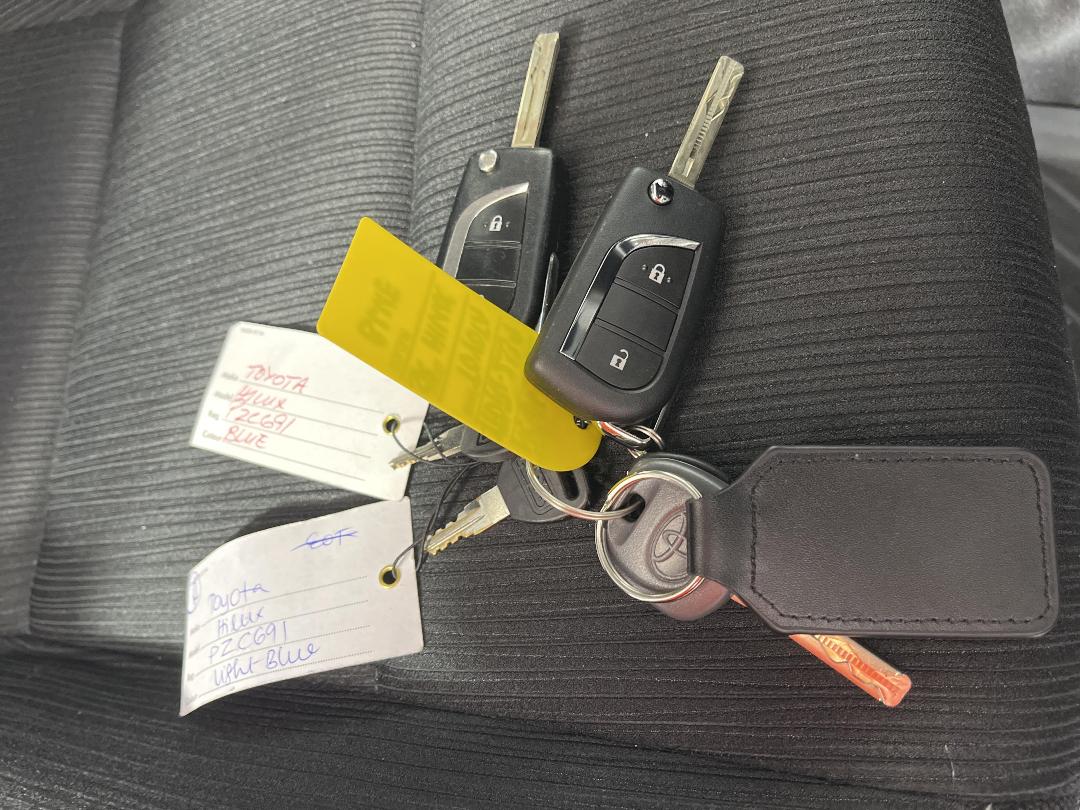 Photo '22' of Toyota Hilux Photo '22' of Toyota Hilux