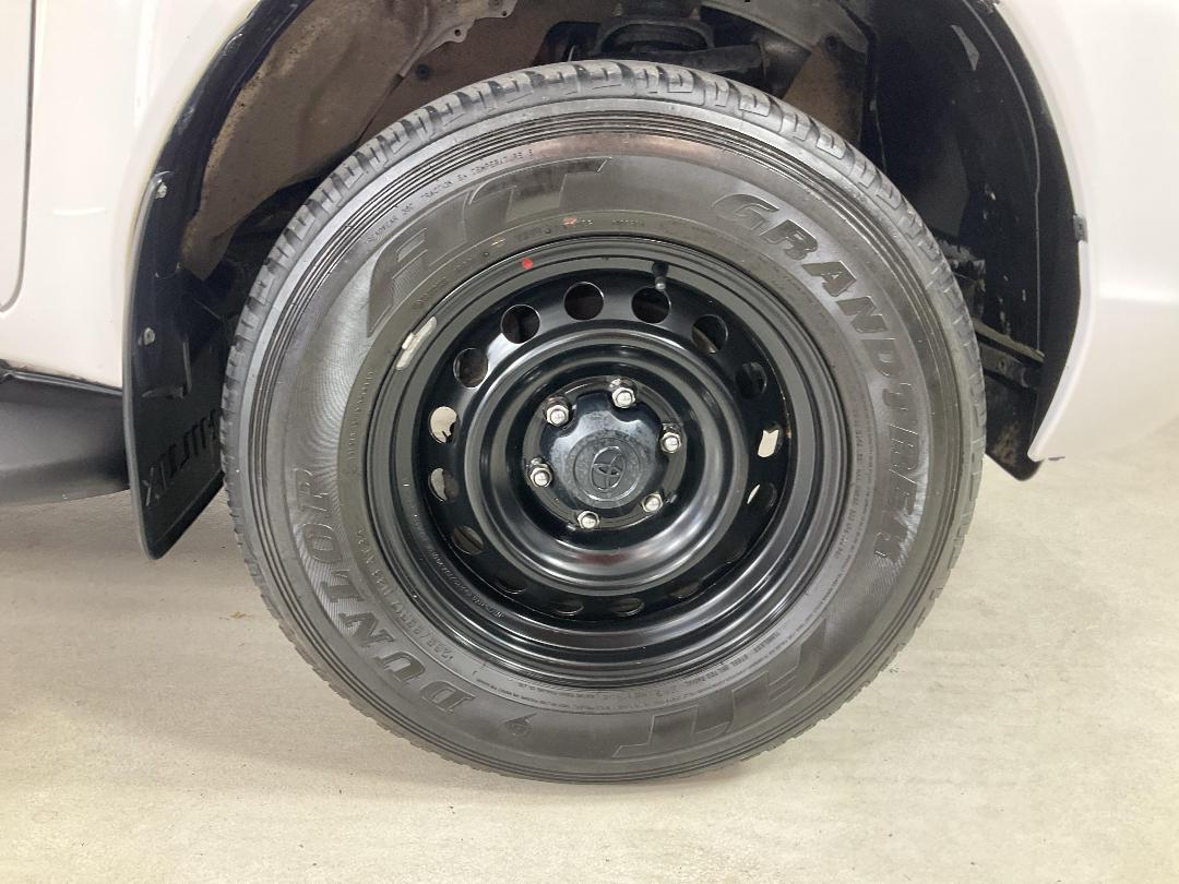 Photo '9' of Toyota Hilux