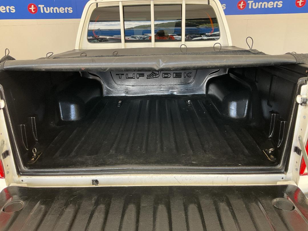 Photo '14' of Toyota Hilux