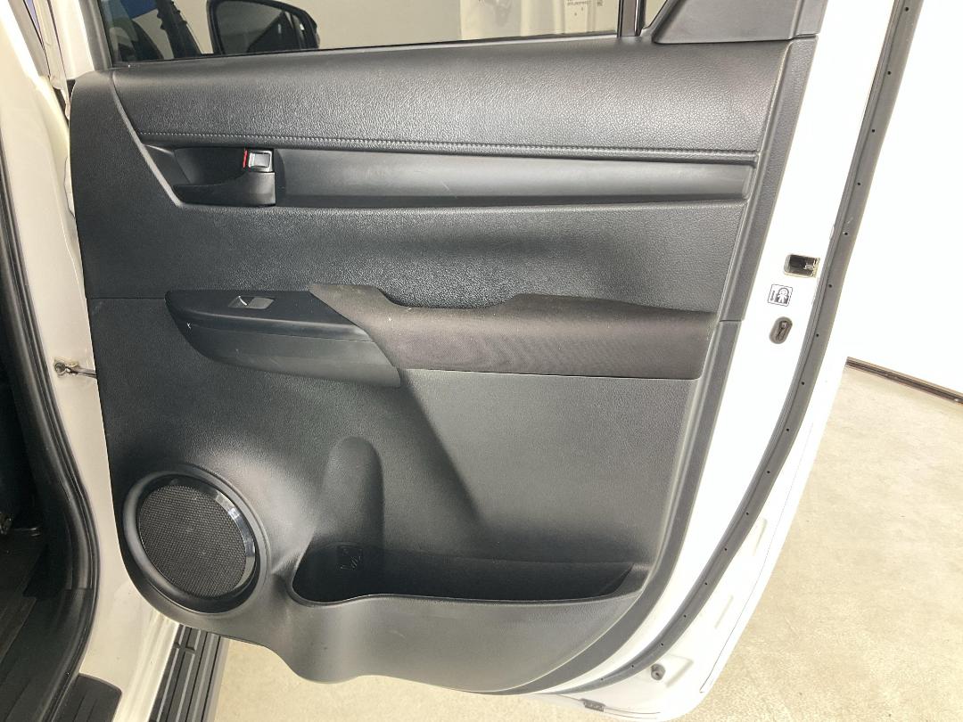 Photo '19' of Toyota Hilux