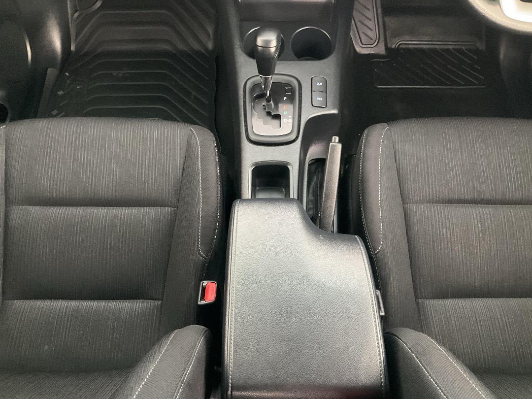 Photo '18' of Toyota Hilux