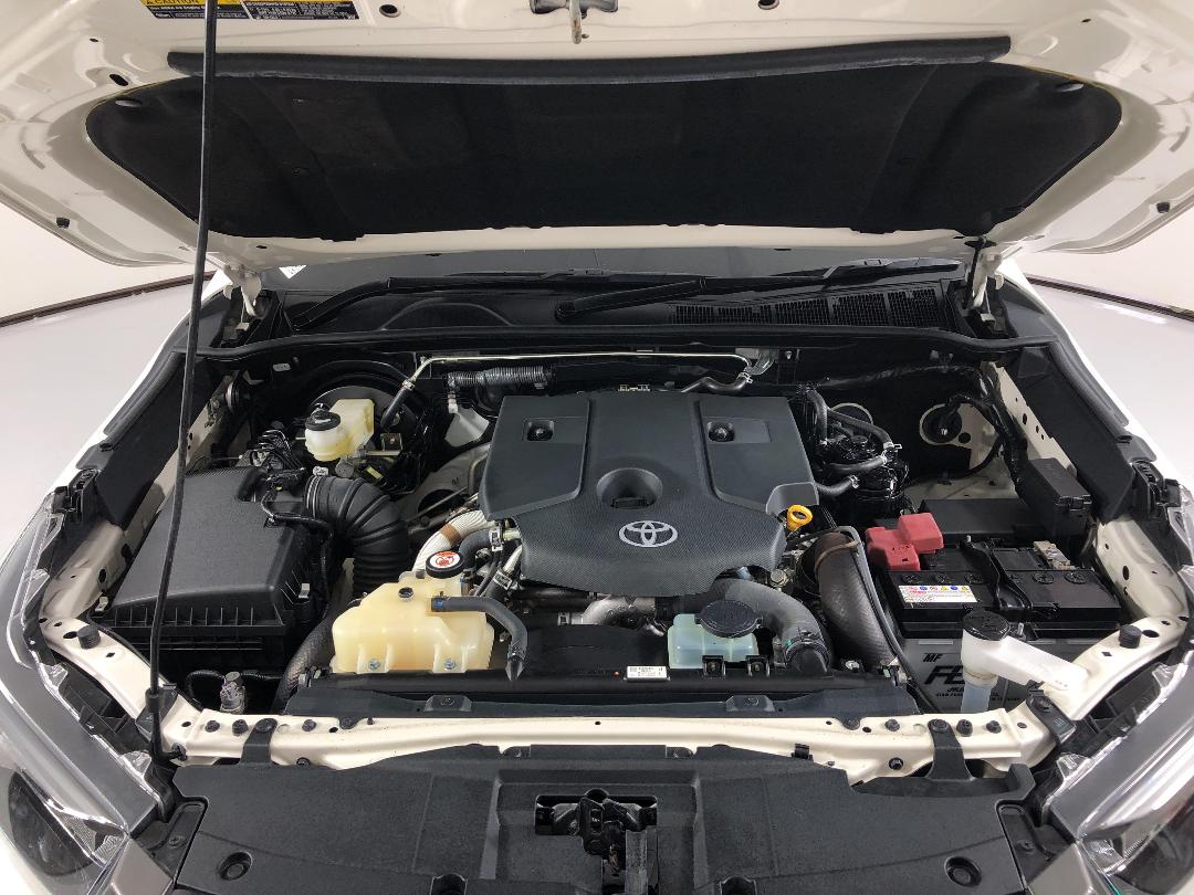 Photo '13' of Toyota Hilux