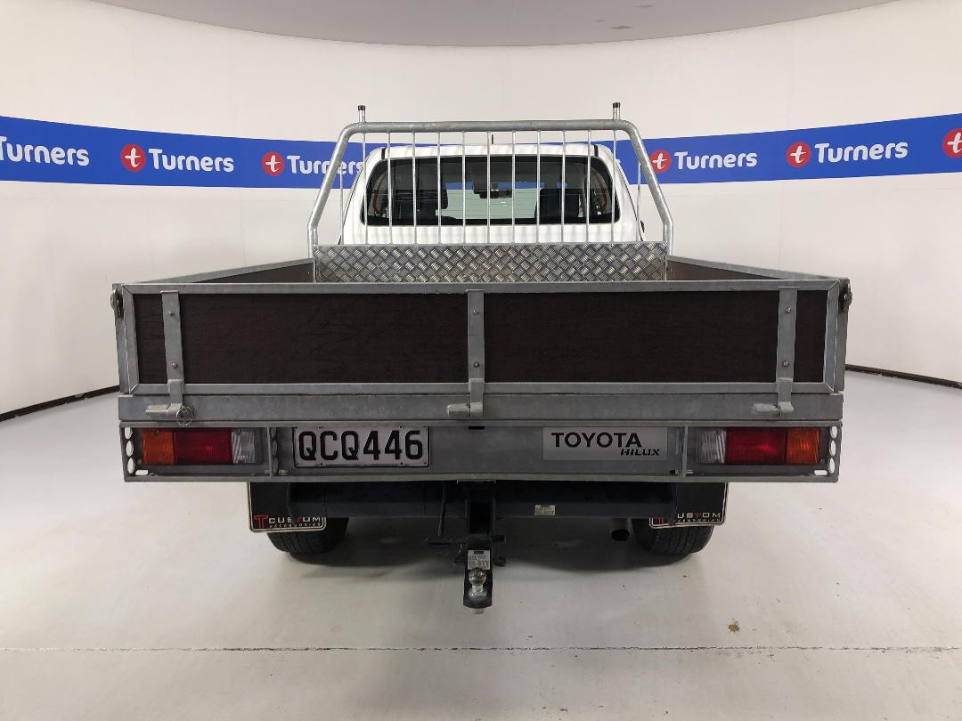 Photo '6' of Toyota Hilux