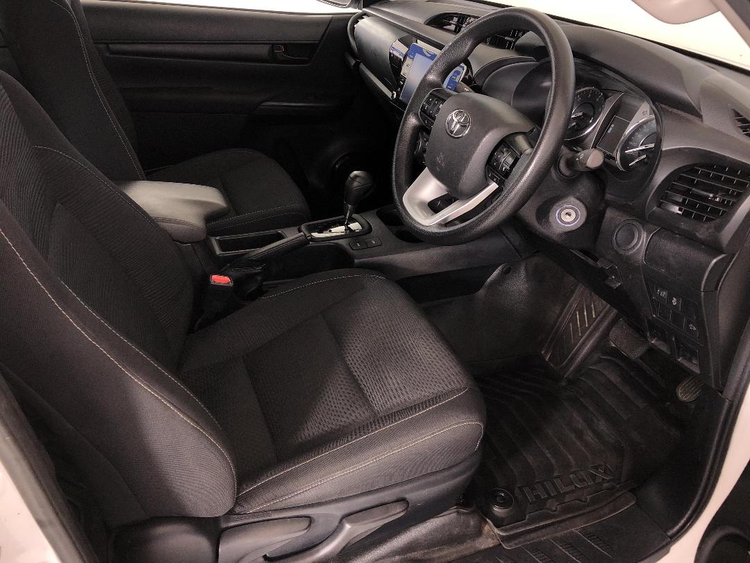 Photo '16' of Toyota Hilux