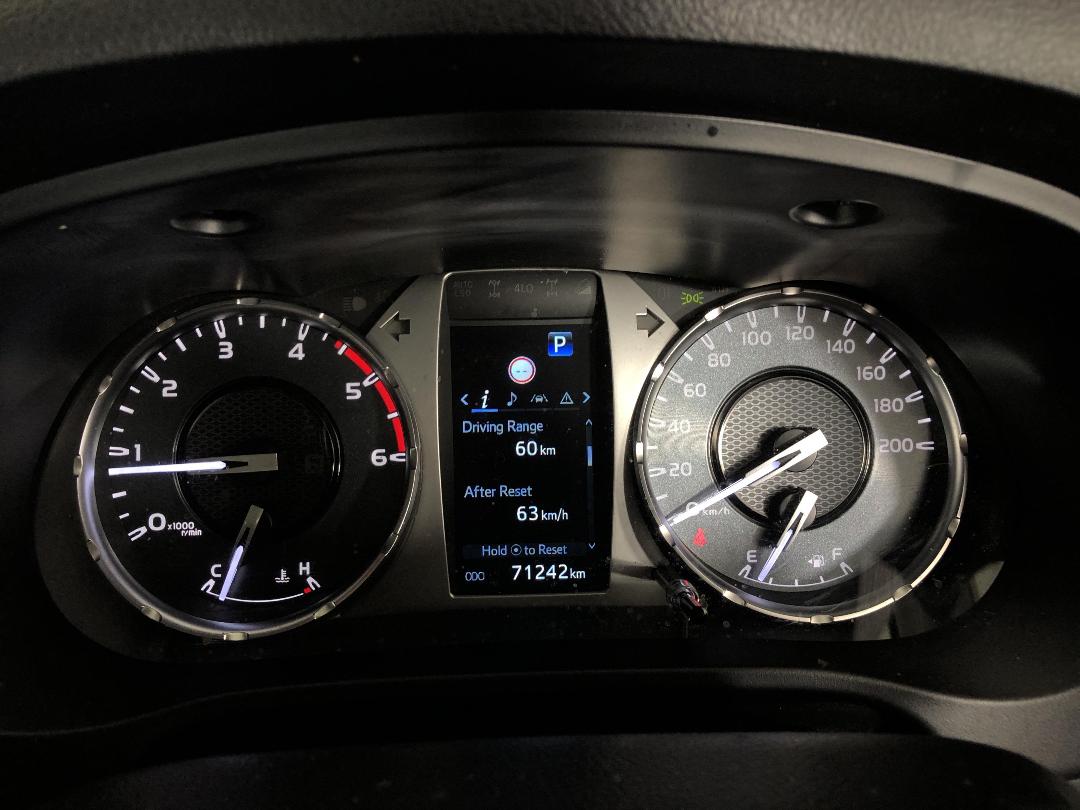 Photo '21' of Toyota Hilux