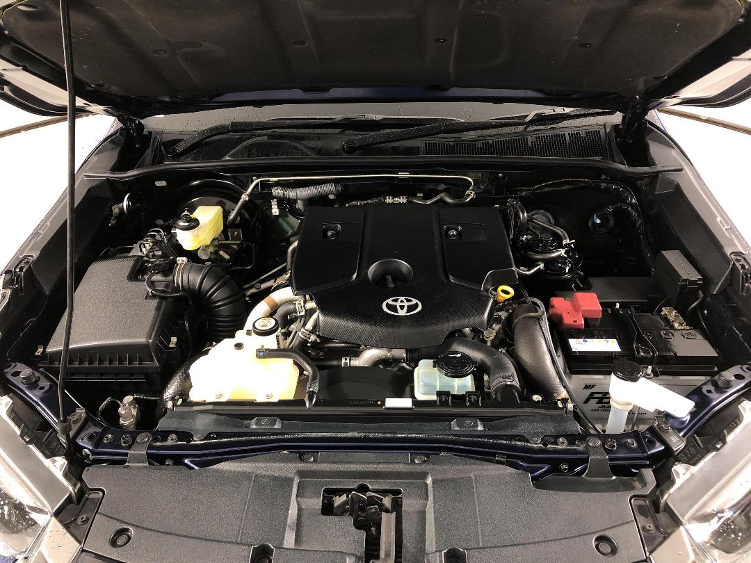 Photo '13' of Toyota Hilux