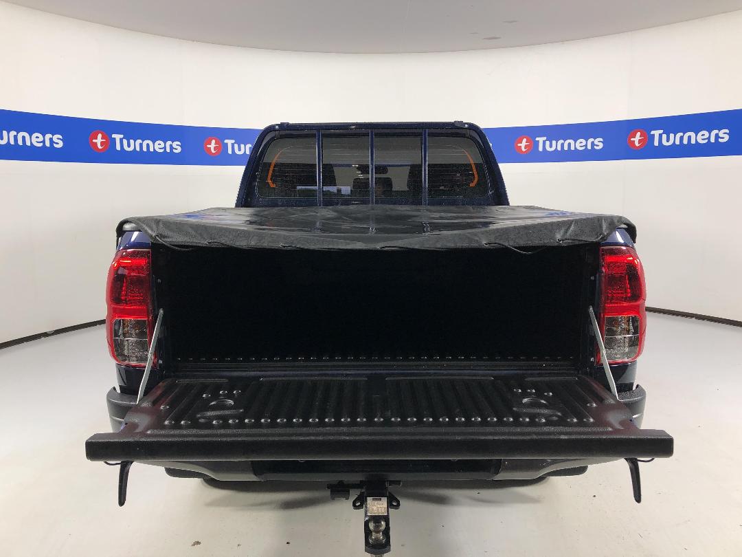 Photo '14' of Toyota Hilux