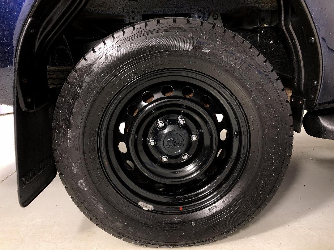 Photo '12' of Toyota Hilux