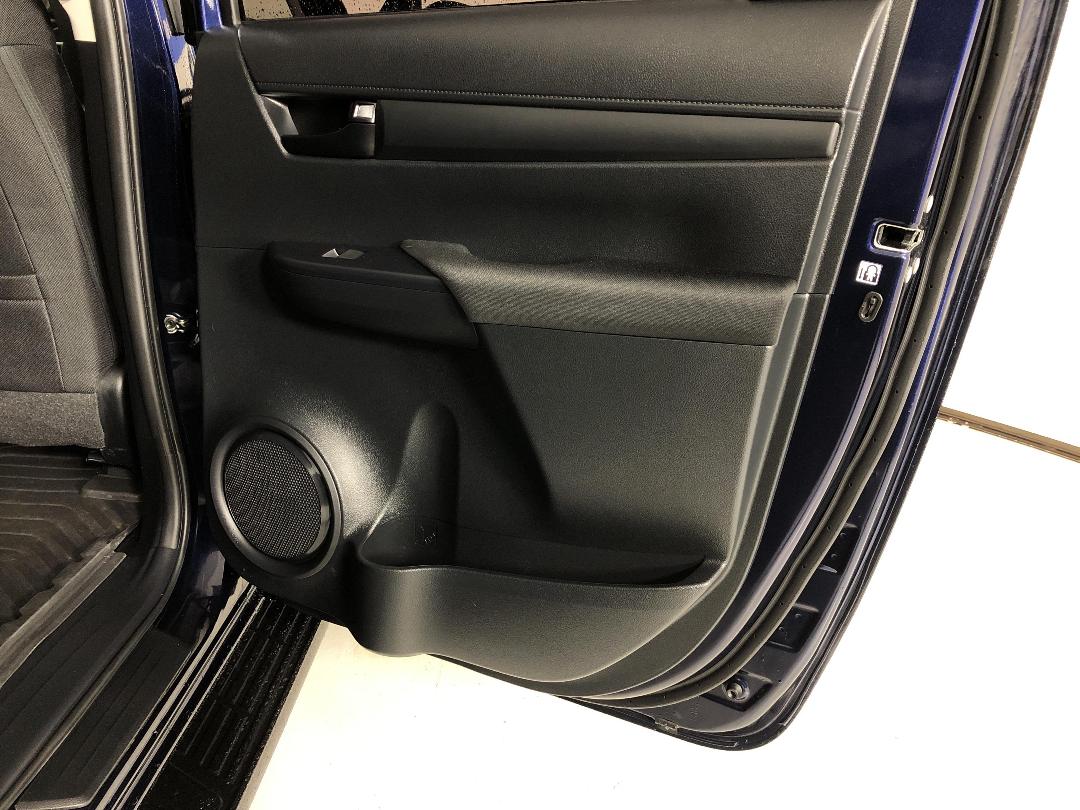 Photo '19' of Toyota Hilux