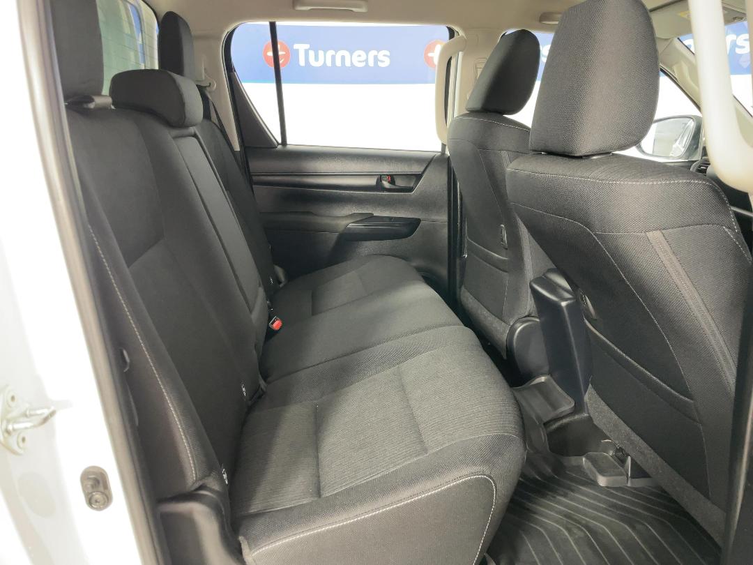 Photo '20' of Toyota Hilux