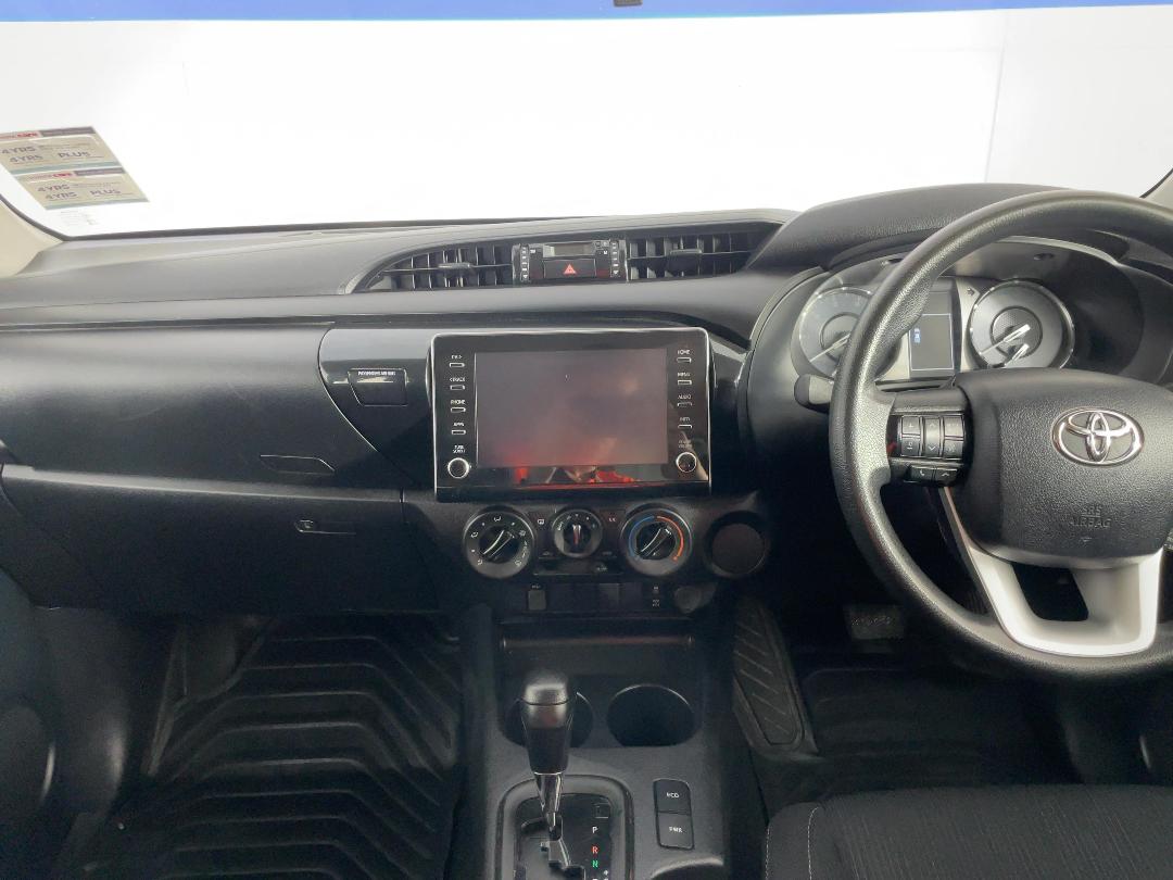 Photo '17' of Toyota Hilux