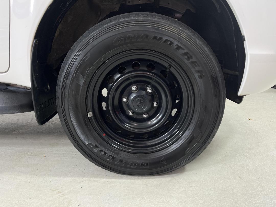 Photo '9' of Toyota Hilux