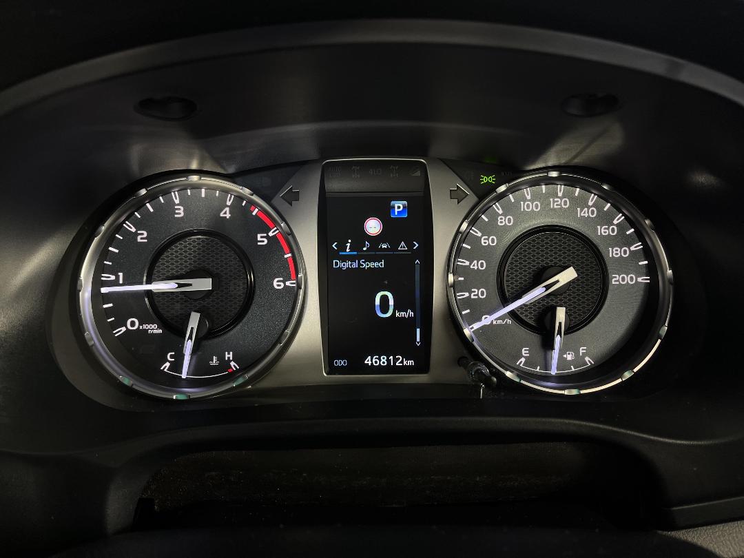 Photo '21' of Toyota Hilux