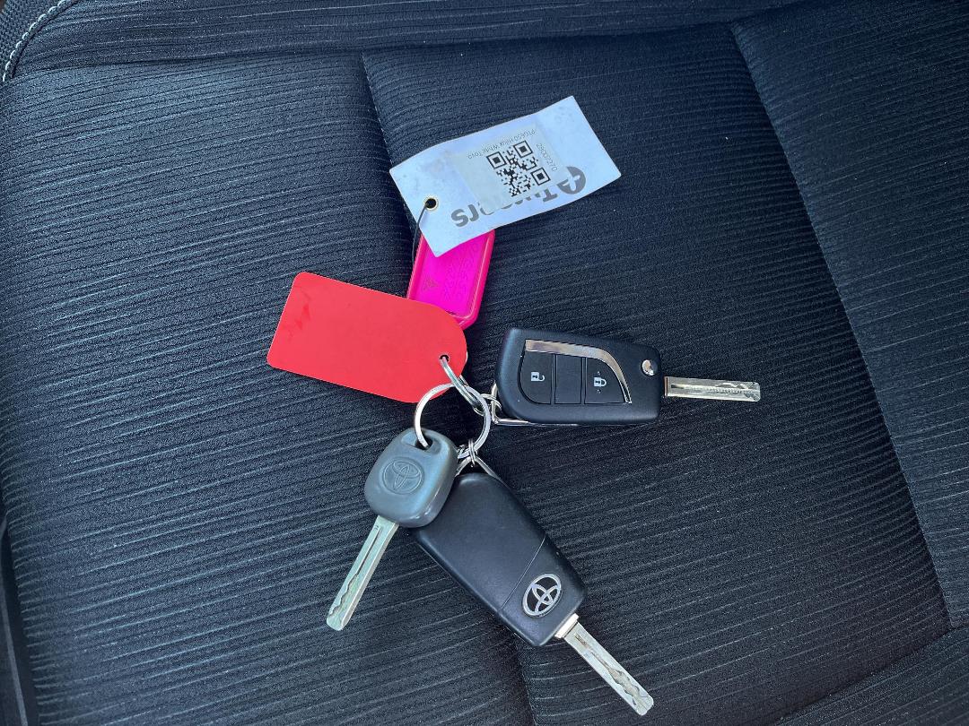 Photo '22' of Toyota Hilux