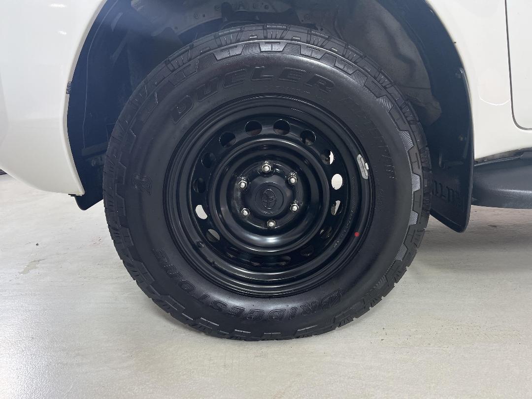 Photo '10' of Toyota Hilux Photo '10' of Toyota Hilux