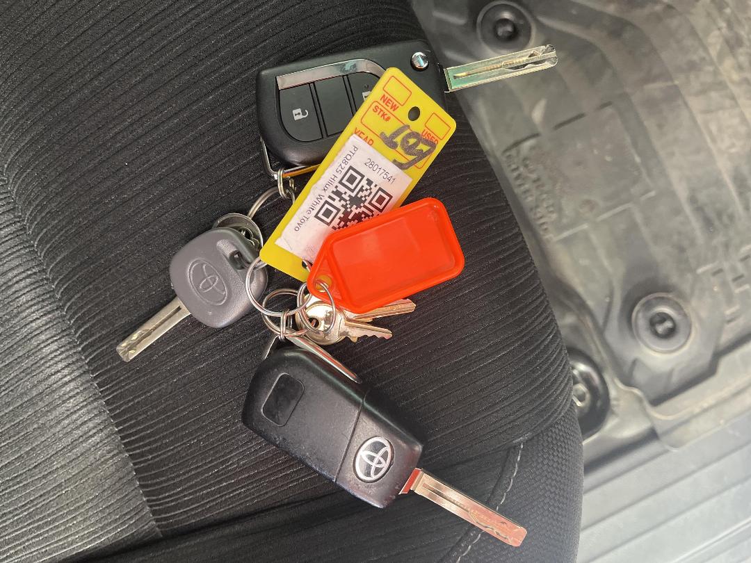 Photo '22' of Toyota Hilux Photo '22' of Toyota Hilux