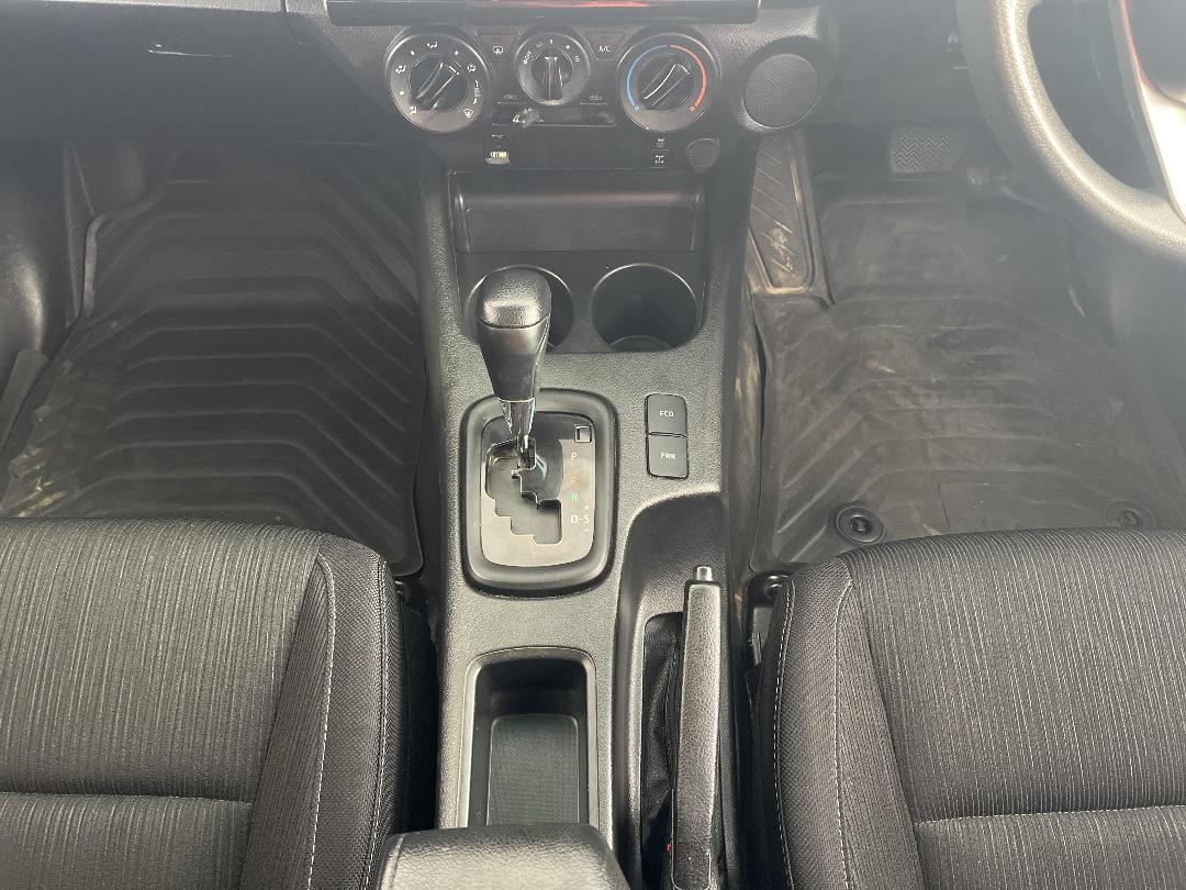 Photo '18' of Toyota Hilux Photo '18' of Toyota Hilux