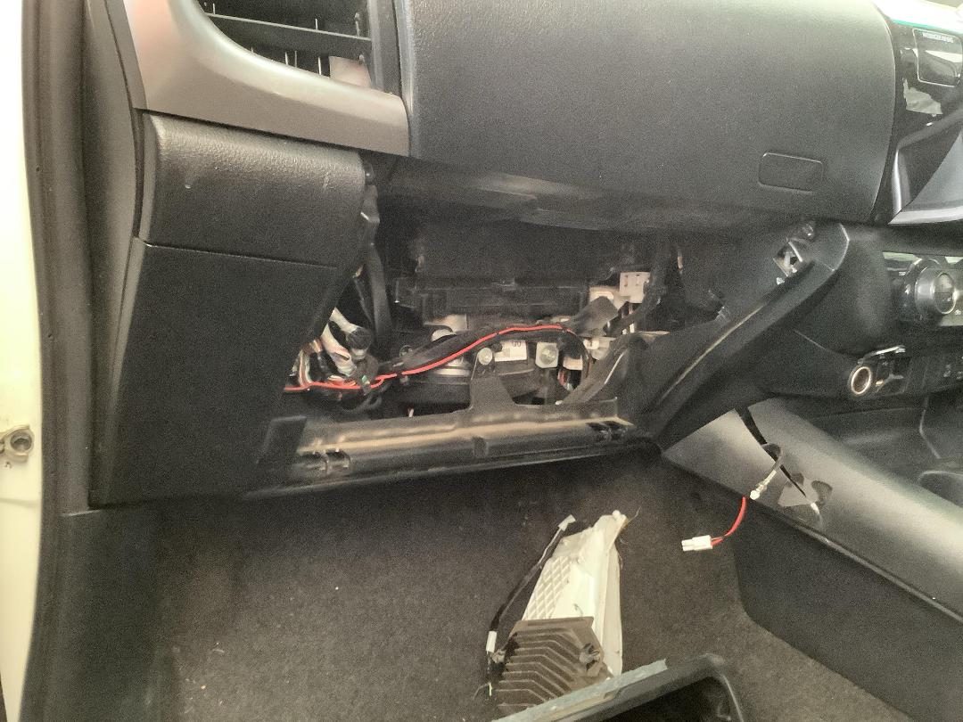 Photo '12' of Toyota Hilux SR5 TD DC