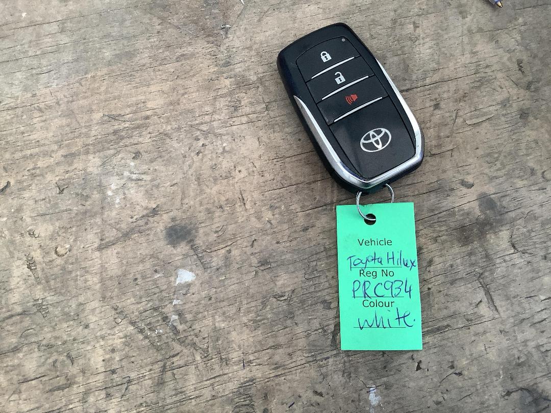 Photo '20' of Toyota Hilux SR5 TD DC