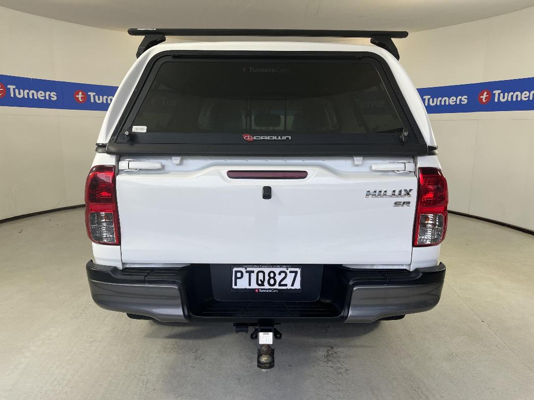 Photo '6' of Toyota Hilux