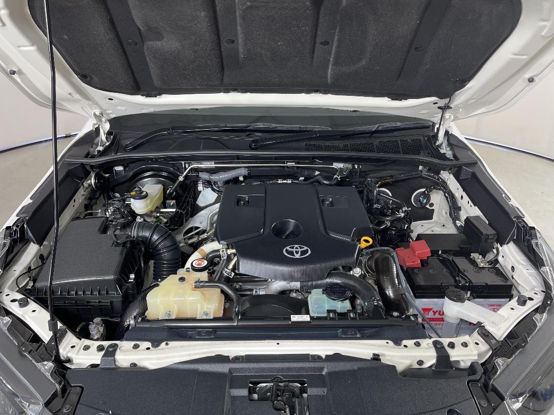 Photo '13' of Toyota Hilux