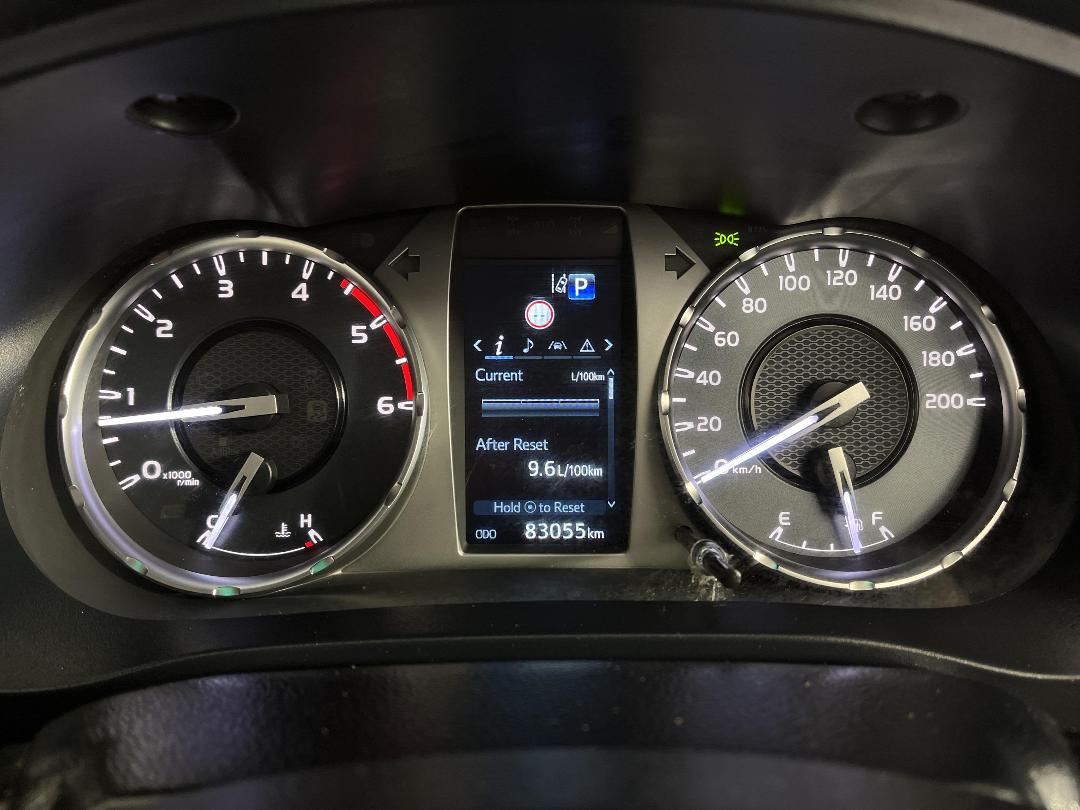 Photo '21' of Toyota Hilux