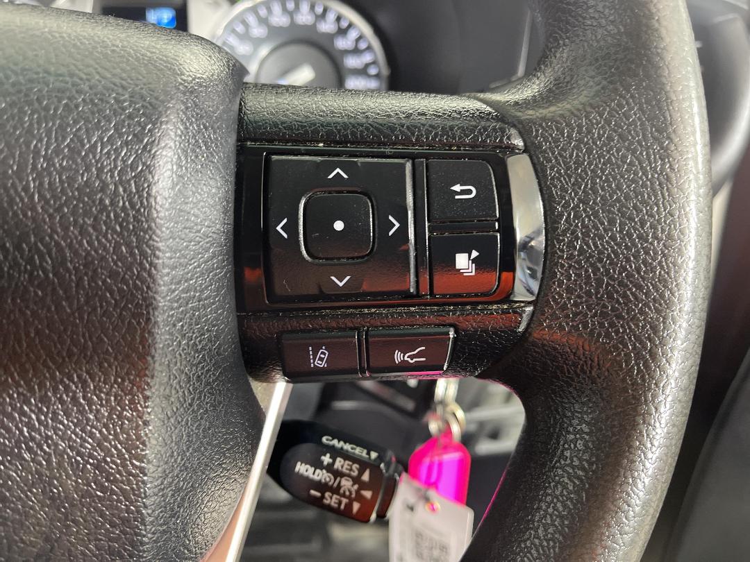 Photo '25' of Toyota Hilux