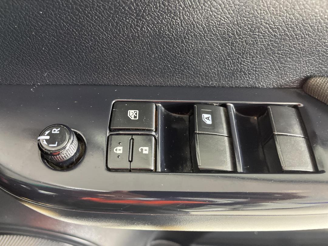 Photo '26' of Toyota Hilux