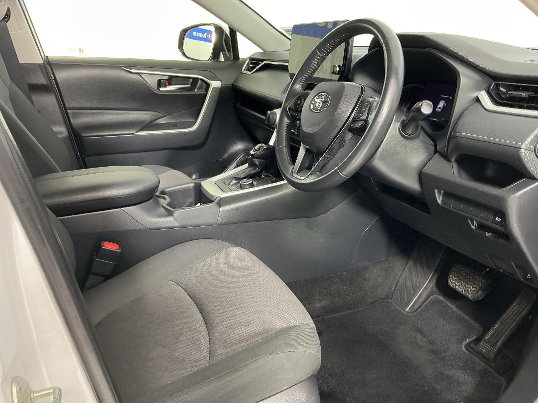 Photo '16' of Toyota Rav4 Photo '16' of Toyota Rav4