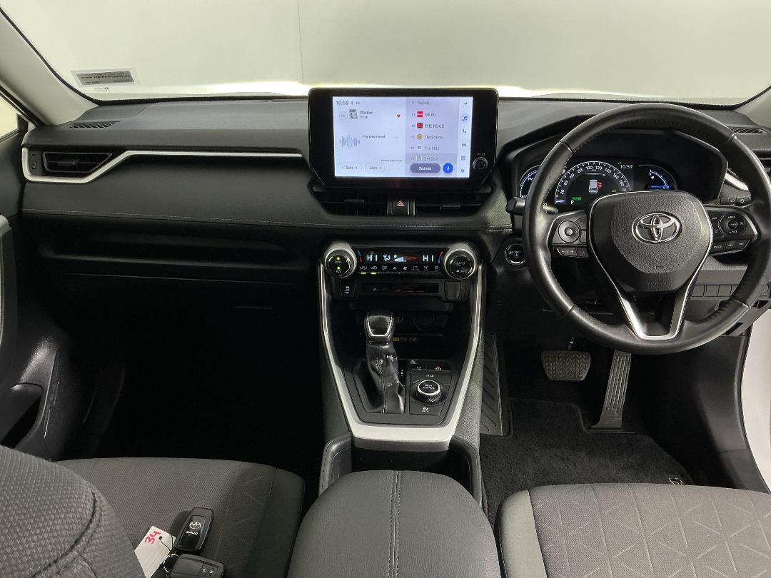 Photo '17' of Toyota Rav4 Photo '17' of Toyota Rav4