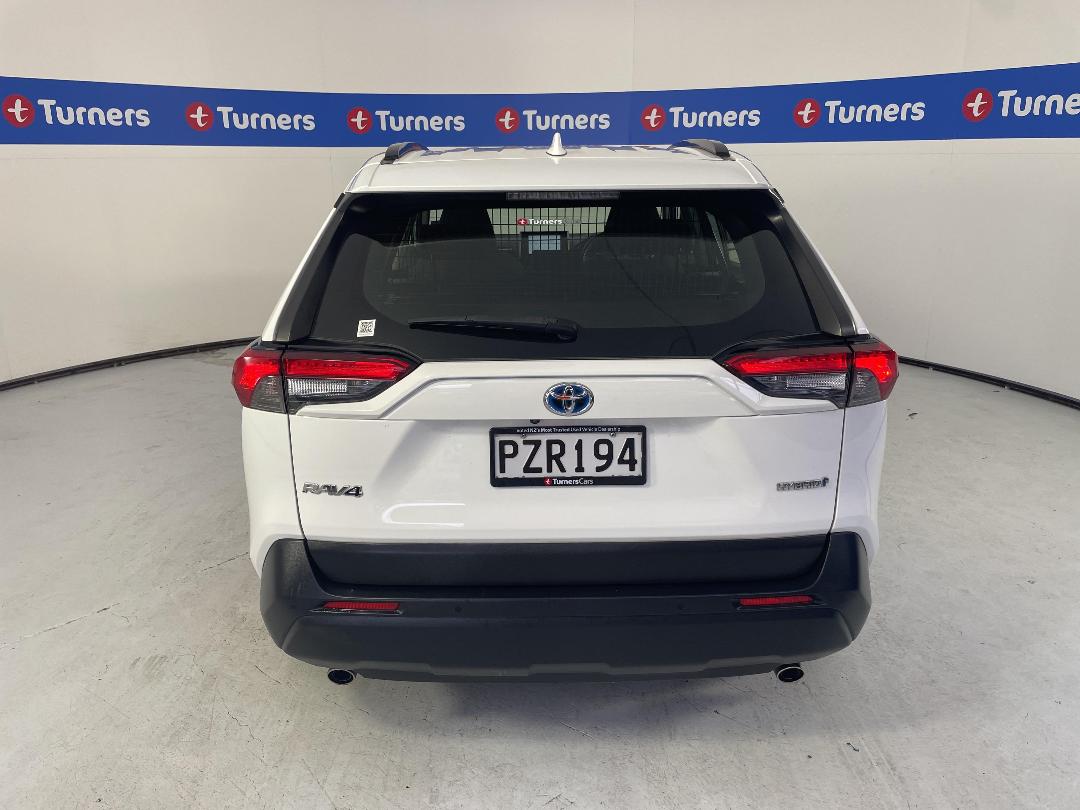 Photo '6' of Toyota Rav4