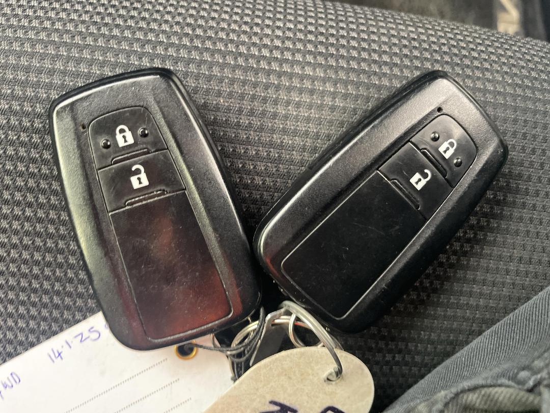 Photo '22' of Toyota Rav4