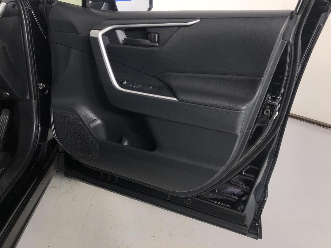 Photo '15' of Toyota Rav4