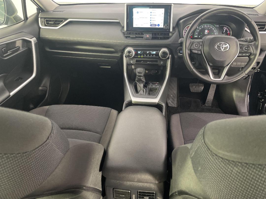 Photo '17' of Toyota Rav4
