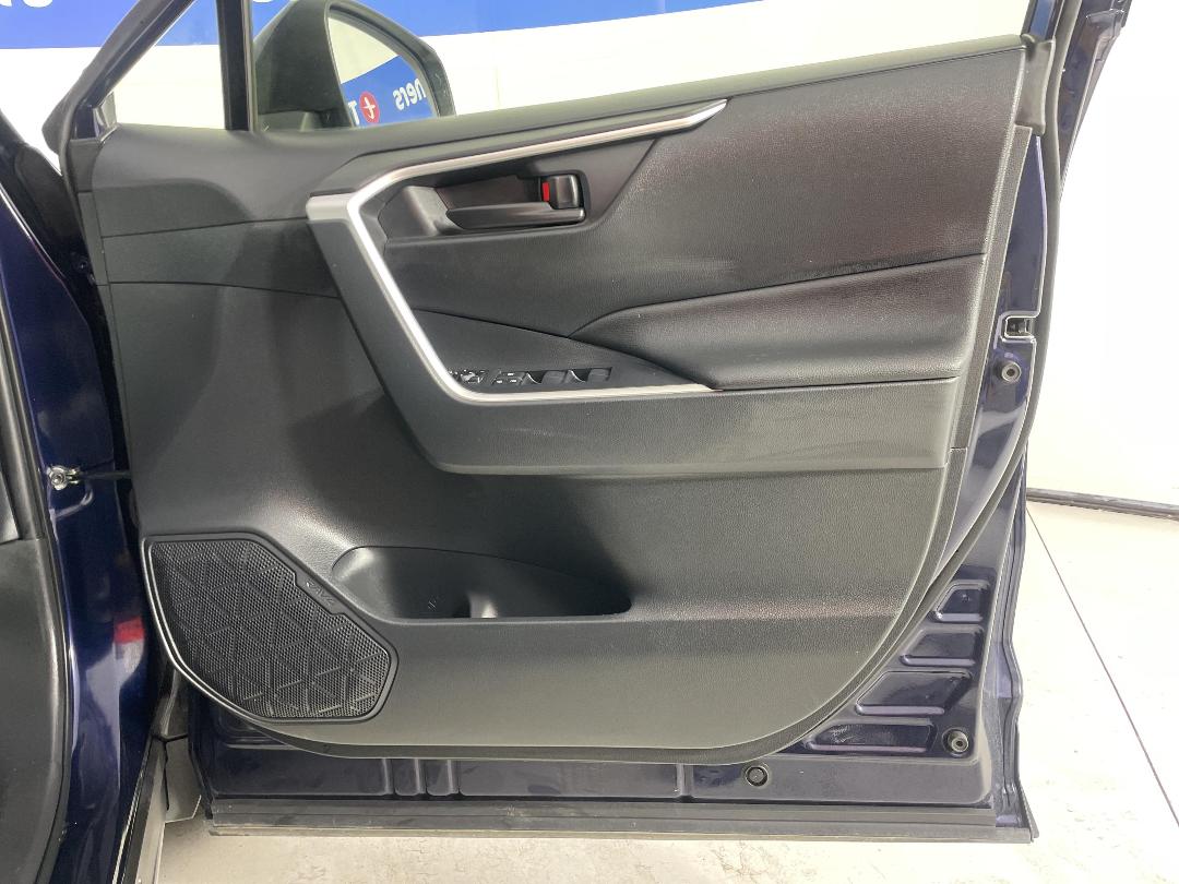 Photo '15' of Toyota Rav4