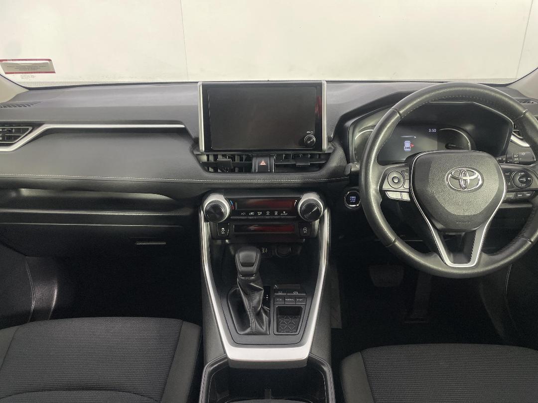 Photo '17' of Toyota Rav4