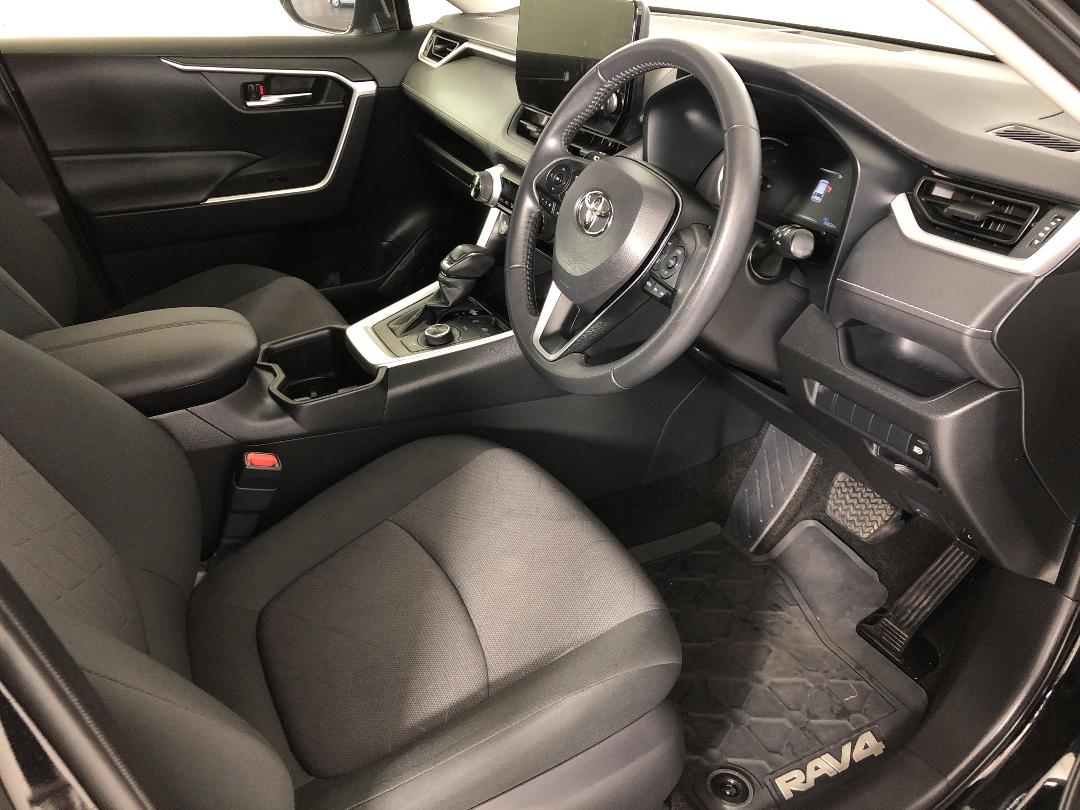 Photo '16' of Toyota Rav4 Photo '16' of Toyota Rav4