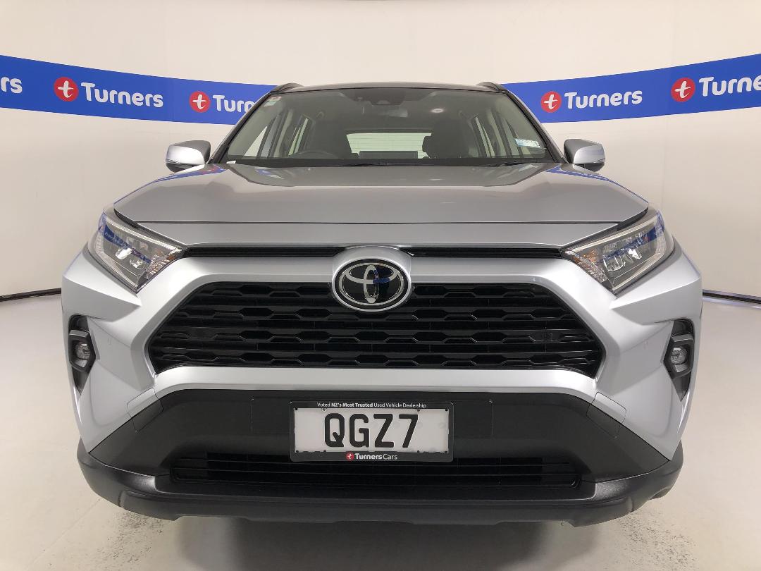 Photo '2' of Toyota Rav4