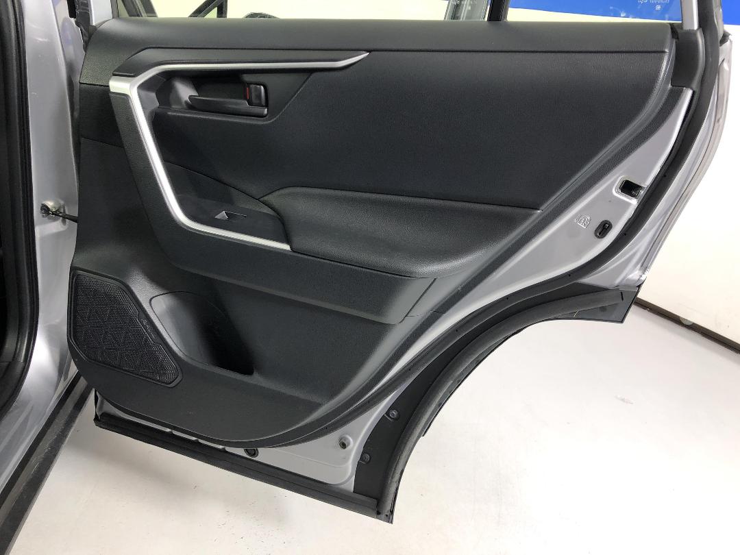 Photo '19' of Toyota Rav4